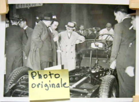 1933